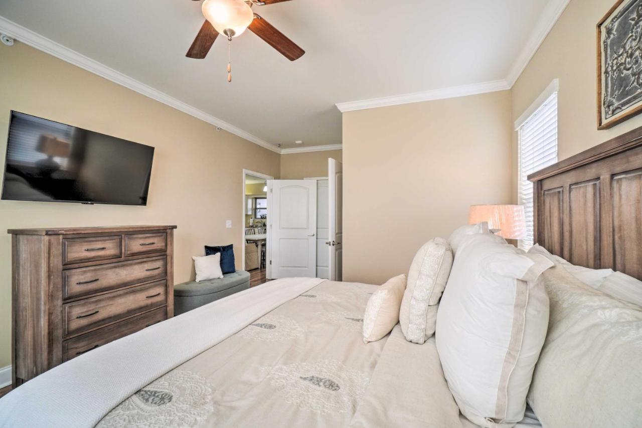 Chic Townsend Condo With Saltwater Pool! Bagian luar foto