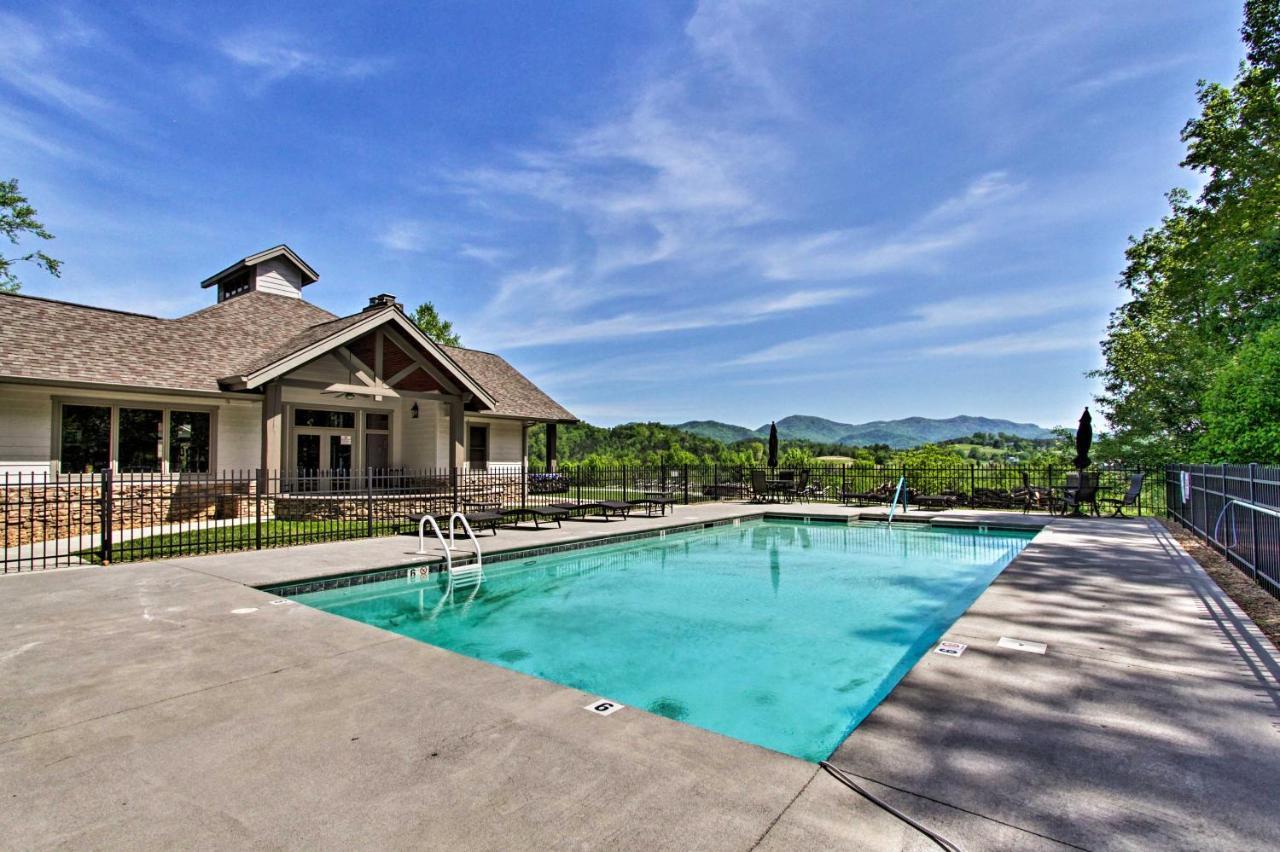 Chic Townsend Condo With Saltwater Pool! Bagian luar foto